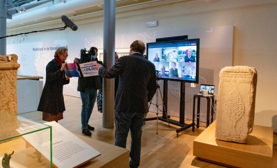 VriendenLoterij verrast Rijksmuseum van Oudheden met € 1.076.000