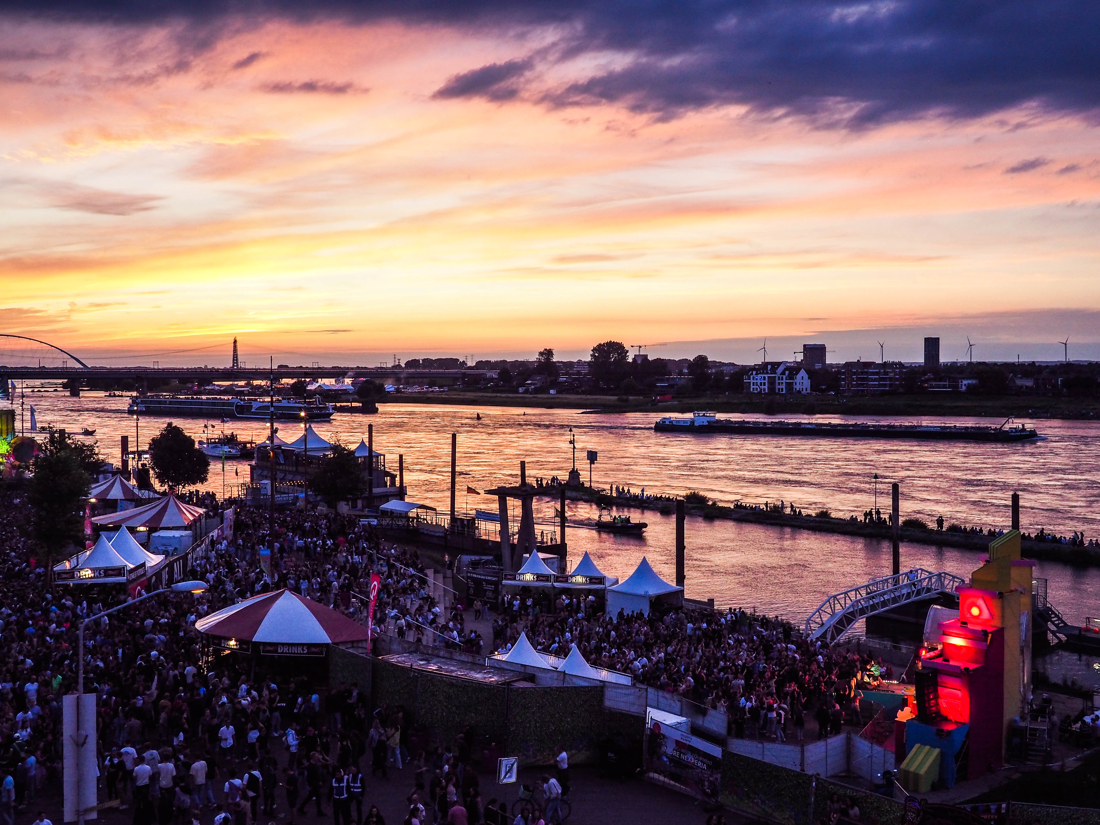 Rooftop party | De Waal in Vlammen | Museum De Bastei